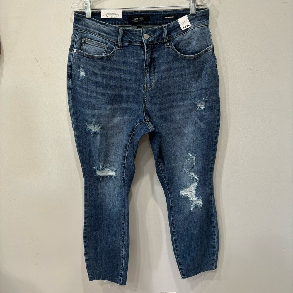 Judy Blue Relaxed Fit Mid Rise Distressed Raw Hem Jeans Women’s Size 14W NEW